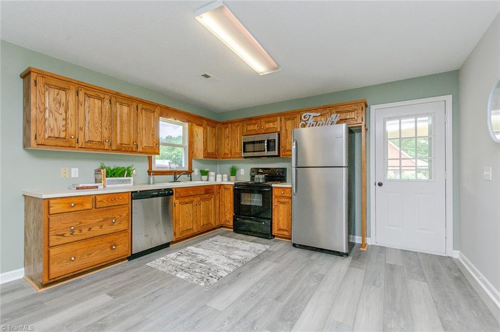 2949 Pine Ridge Road Asheboro, NC 27205 - Photo 18 of 38 Gallery Image 18