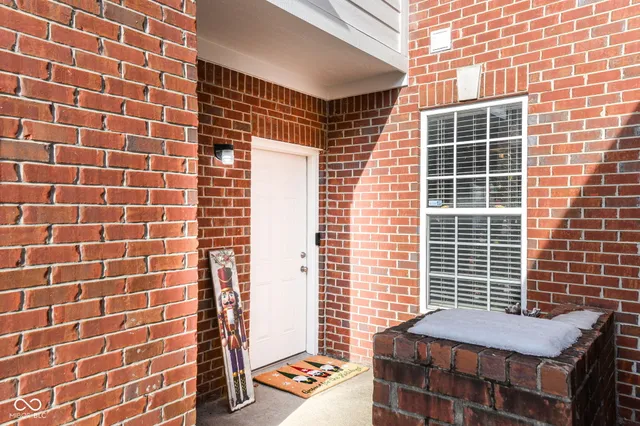 $300,000 | 16339 Meadowlands Lane, Westfield, IN 46074