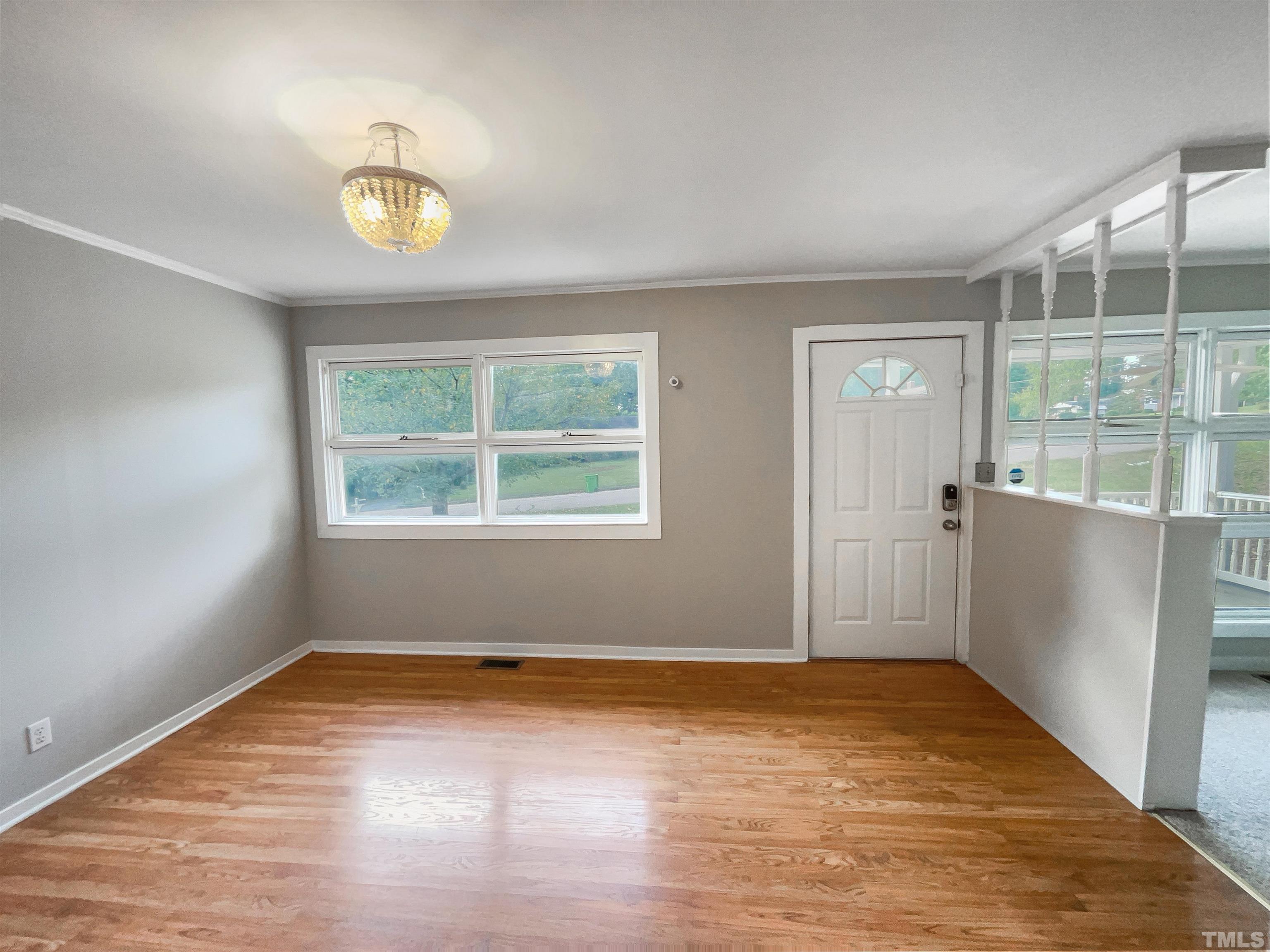 2905 Bardwell Road Raleigh, NC 27604 - Photo 15 of 17 an empty room with window