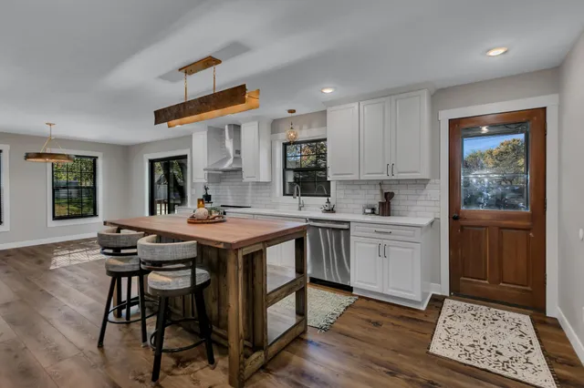 $389,000 | 501 Riverside Avenue North, Sartell, MN 56377