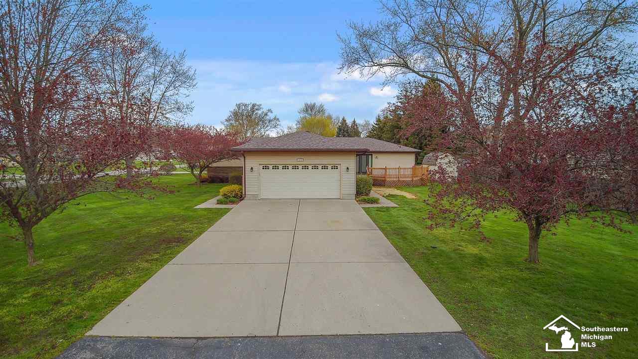 13720 Laplaisance Road Monroe, MI 48161 - Photo 3 of 43