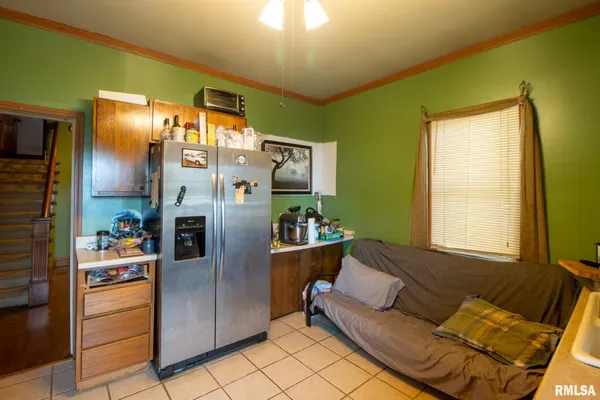 $59,900 | 108 Grant Street, Avon, IL 61415