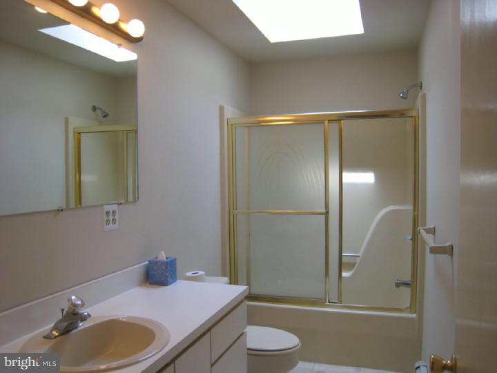 790 Hobbs Road Wayne, PA 19087 - Photo 18 of 22 Half Bath