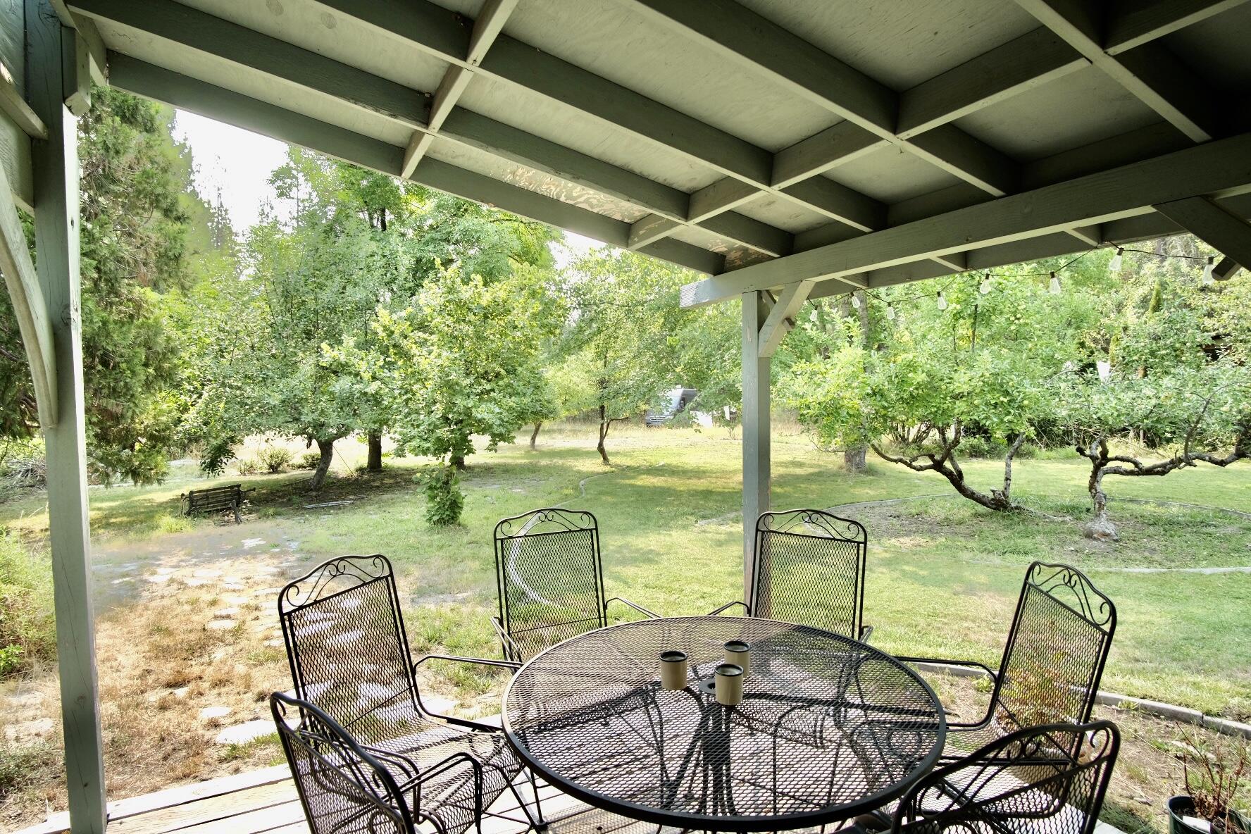 360 Stephen Way Williams, OR 97544 - Photo 4 of 22 back patio 2