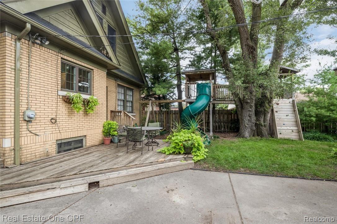 1432 Harvard Road Grosse Pointe, MI 48230 - Photo 33 of 33 1432 Harvard Rd Grosse Pointe-large-008-13-1432 Harvard00008-1500x1000-72dpi.jpg