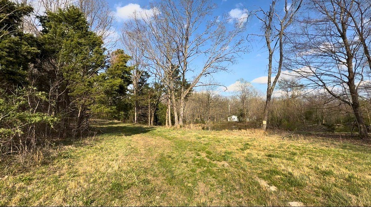 1672 Rabe Coats Road Westmoreland, TN 37186 - Photo 5 of 25