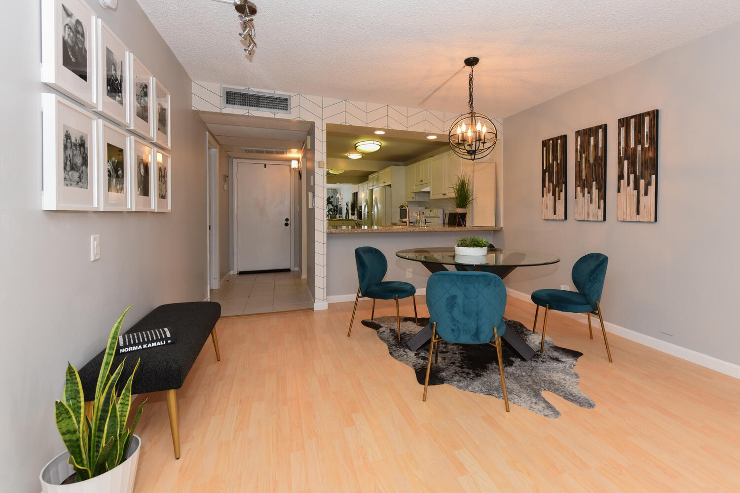 4 Royal Palm Way, Unit 504 Boca Raton, FL 33432 - Photo 5 of 25 Dining