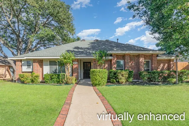 $430,000 | 2015 Robin Hill Lane, Carrollton, TX 75007