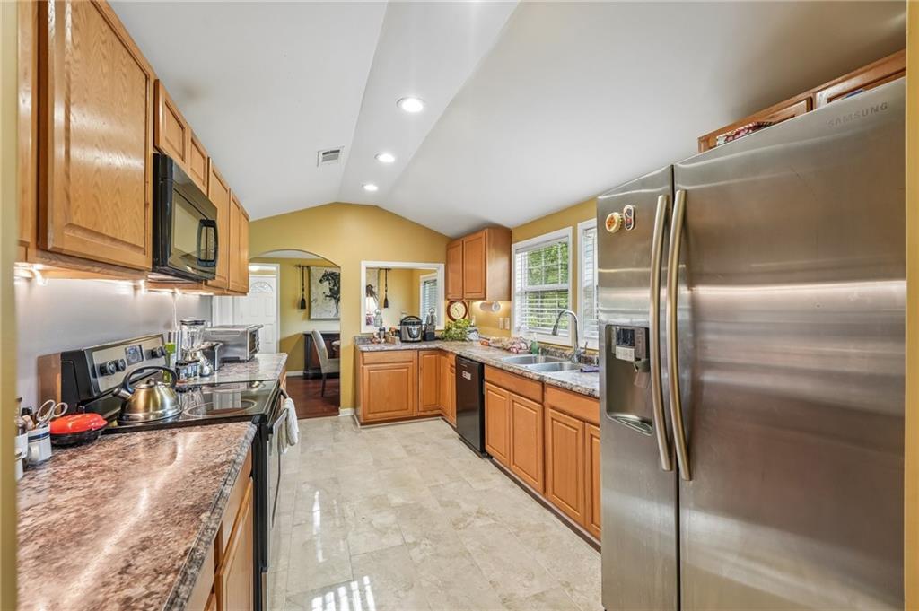 718 Panola Road Ellenwood, GA 30294 - Photo 12 of 50 Gallery Image 12