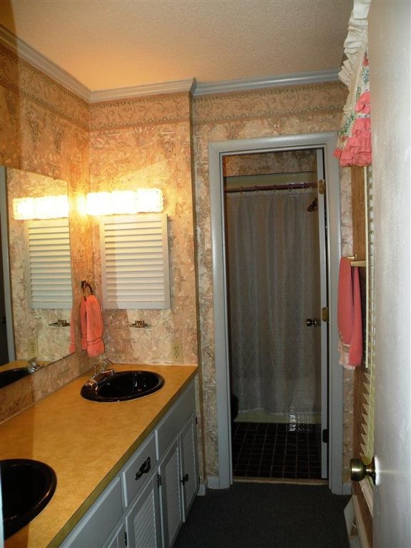 312 Burning Tree Road Anderson, SC 29621 - Photo 8 of 23 Gallery Image 8