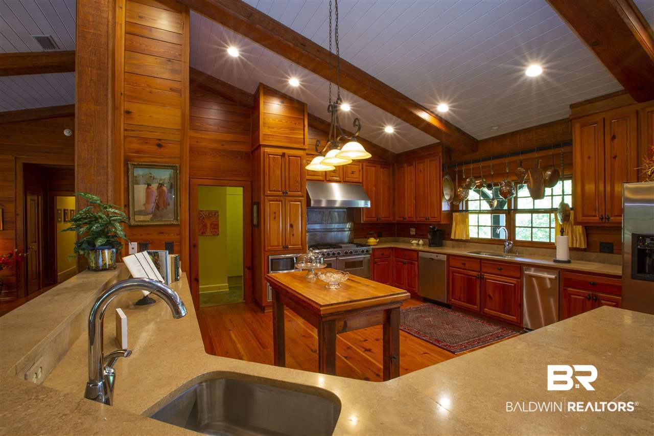 16848 Ferry Rd Circle Fairhope, AL 36532 - Photo 8 of 48