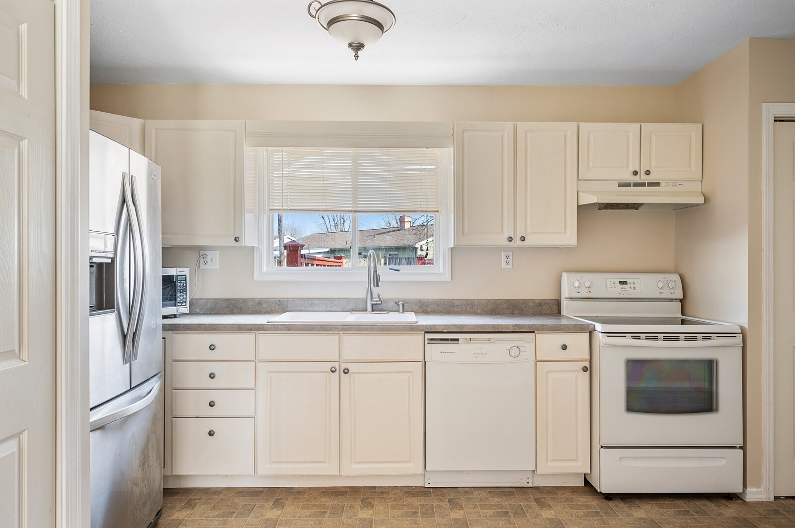 2907 South Cherokee Road Muncie, IN 47302 - Photo 8 of 17 Gallery Image 8