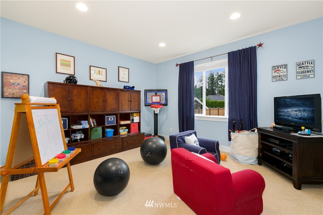 21804 32nd Avenue Southeast Bothell, WA 98021 - Photo 11 of 23