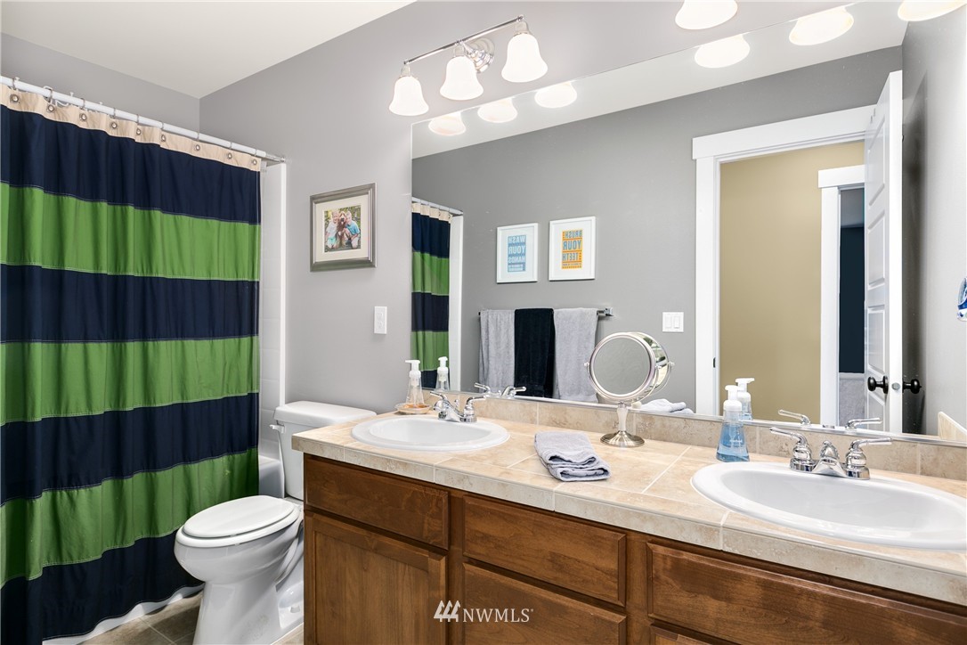 21804 32nd Avenue Southeast Bothell, WA 98021 - Photo 20 of 23