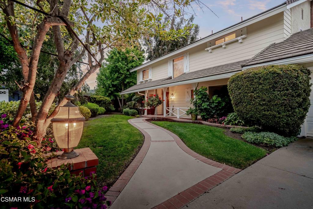 351 Buckboard Circle Simi Valley, CA 93065 - Photo 6 of 58