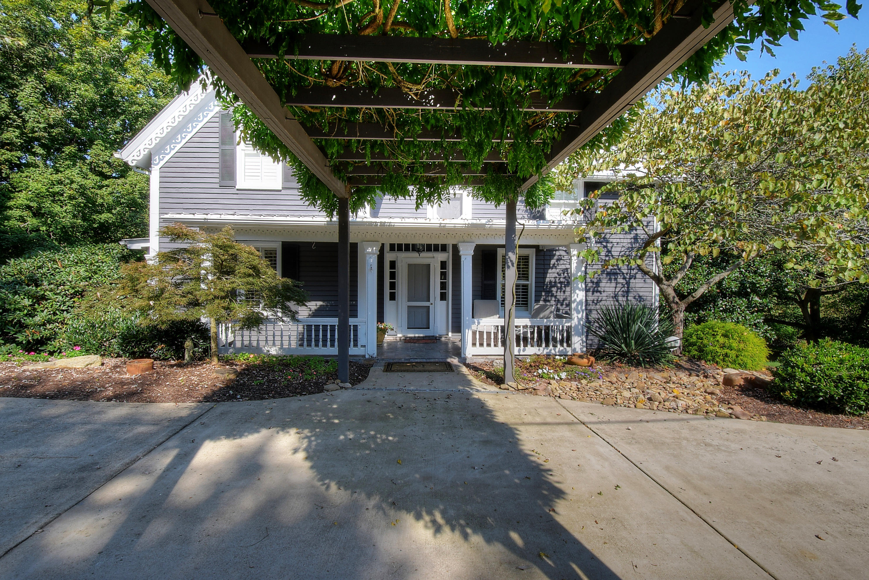 1185 Rice Cross Road Piney Flats, TN 37686 - Photo 13 of 133 9
