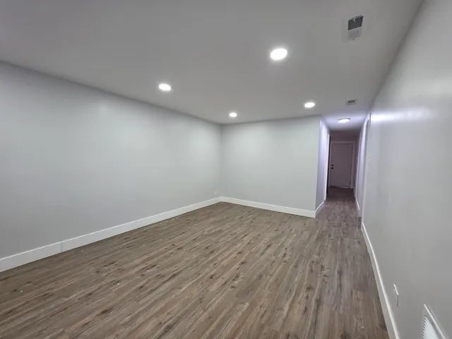 $1,450 | 1621 East 74th Place, Unit G, Chicago, IL 60649