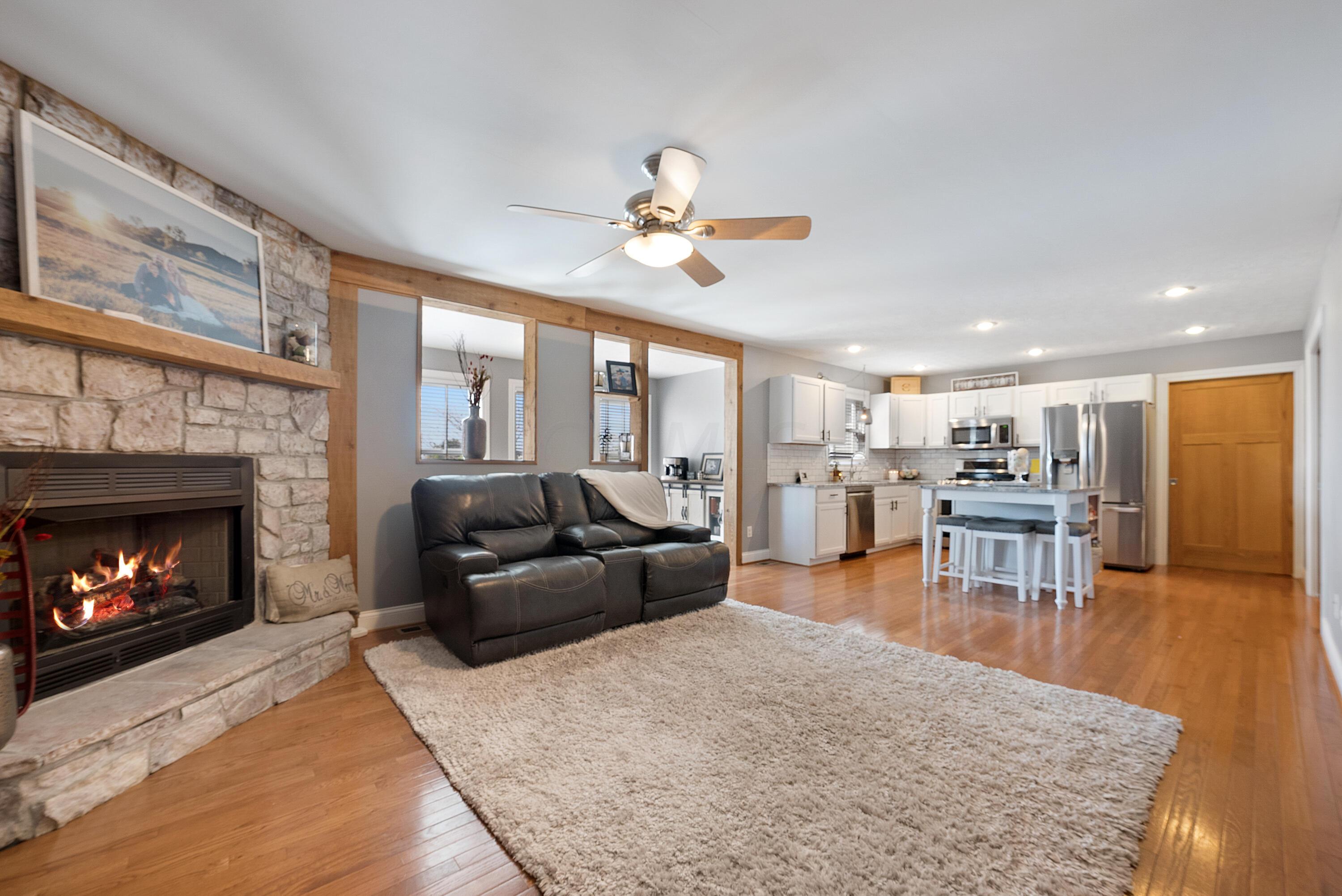 8118 West Prospect Road Hillsboro, OH 45133 - Photo 4 of 44