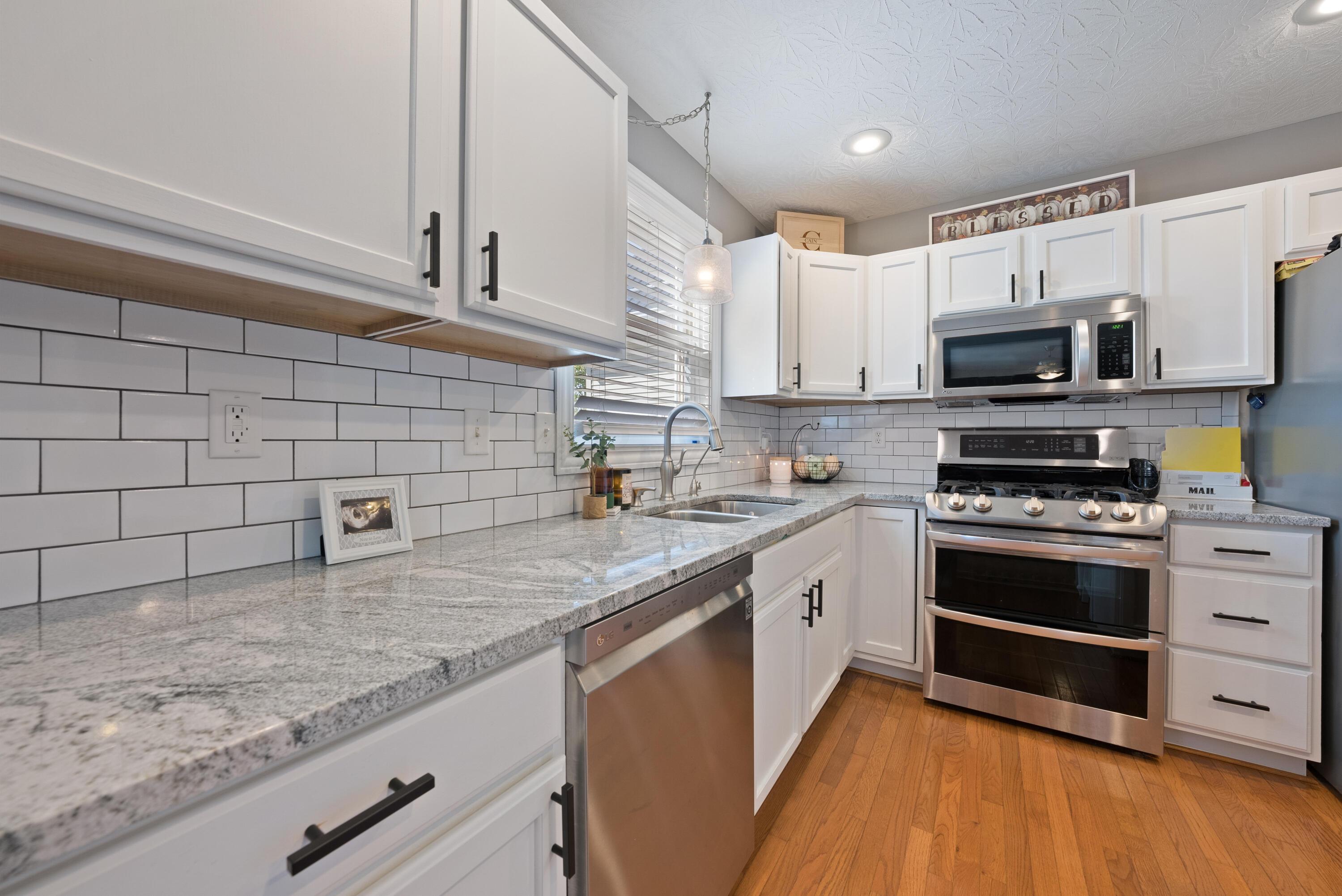 8118 West Prospect Road Hillsboro, OH 45133 - Photo 8 of 44
