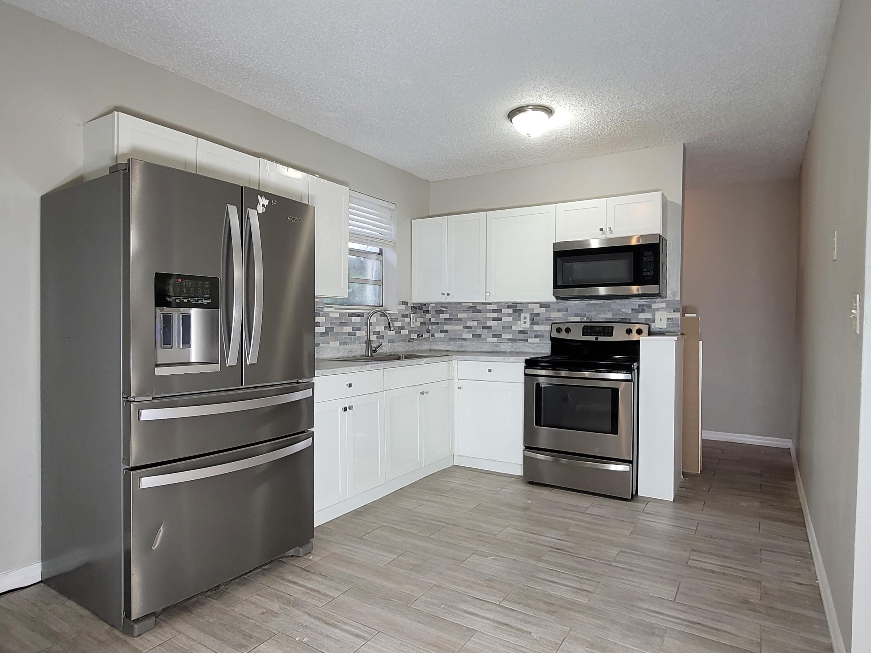 920 Northwest 22nd Road Fort Lauderdale, FL 33311 - Photo 3 of 3 Kitchen