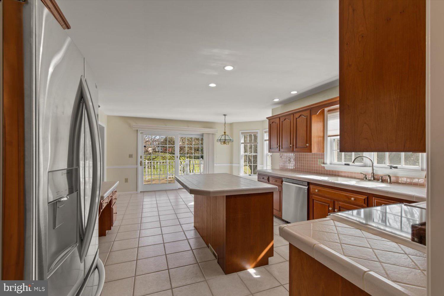 2755 Pendleton Drive Lititz, PA 17543 - Photo 11 of 36