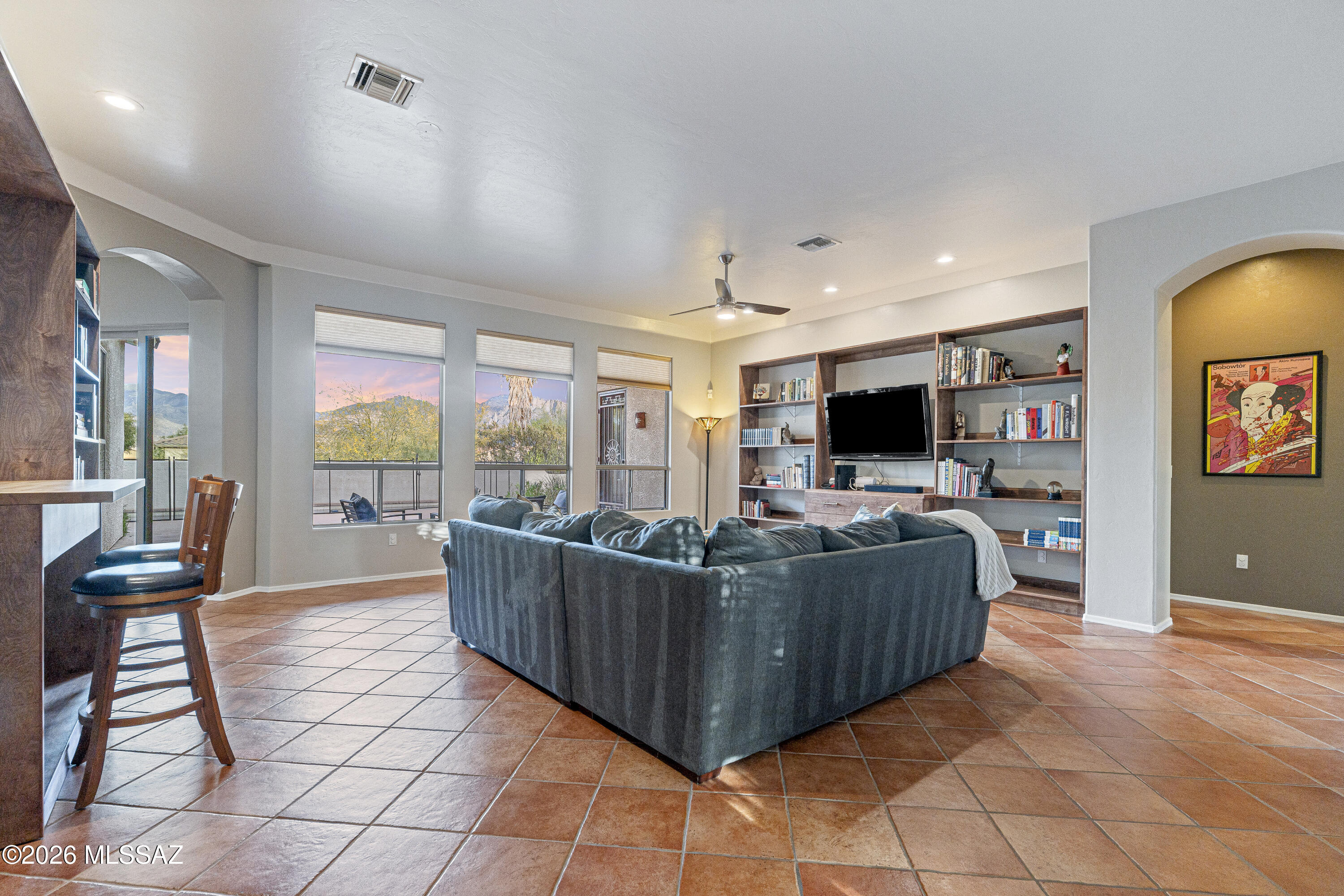 11770 North Copper Ridge Place Tucson, AZ 85737 - Photo 5 of 45 Big picture windows for the stunning mountain views!