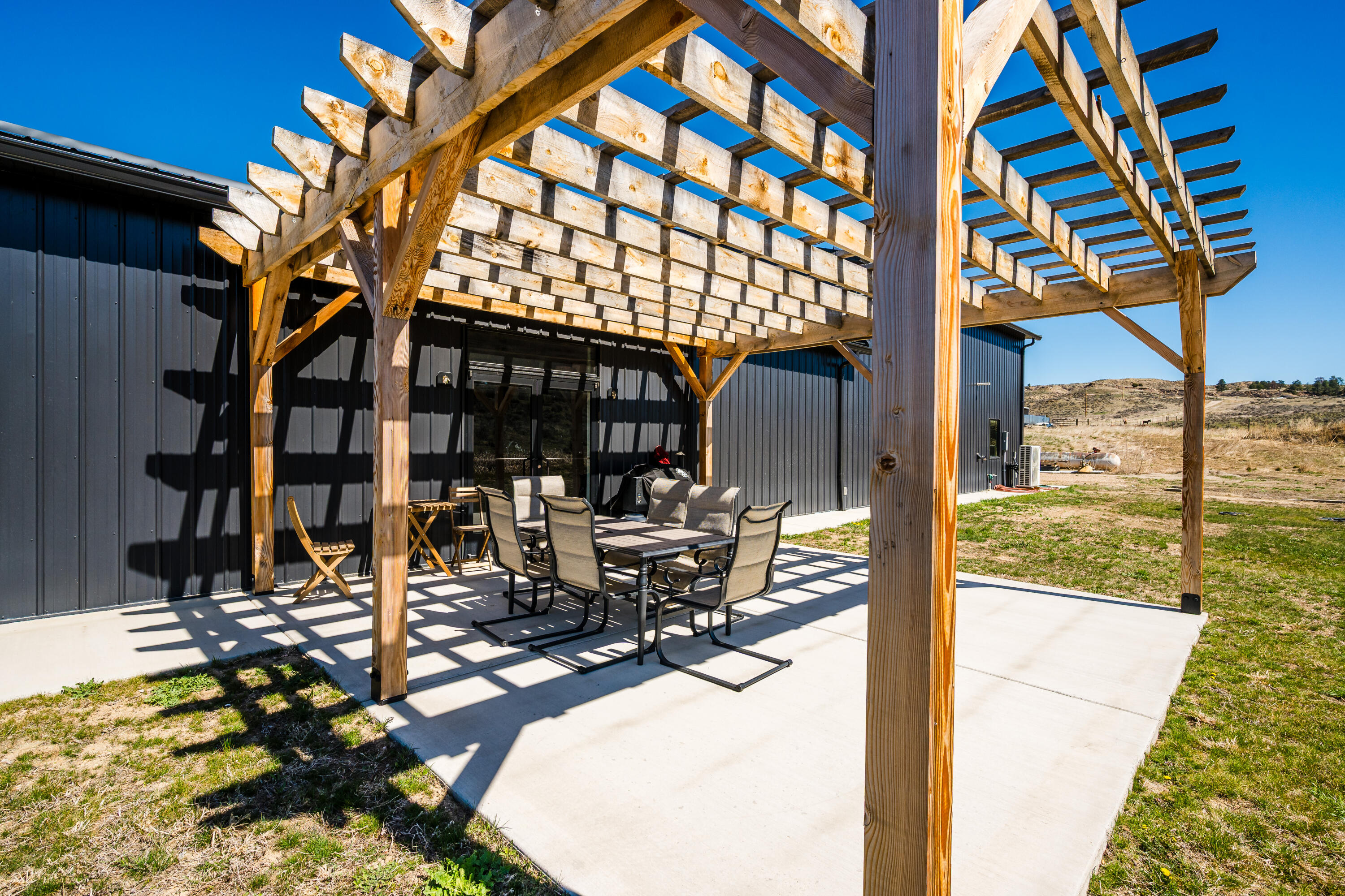 823 Decker Road Sheridan, WY 82801 - Photo 12 of 70 823 decker 10