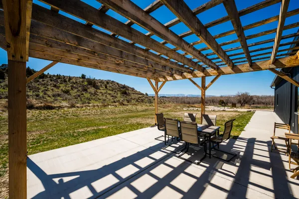 $1,690,000 | 823 Decker Road, Sheridan, WY 82801