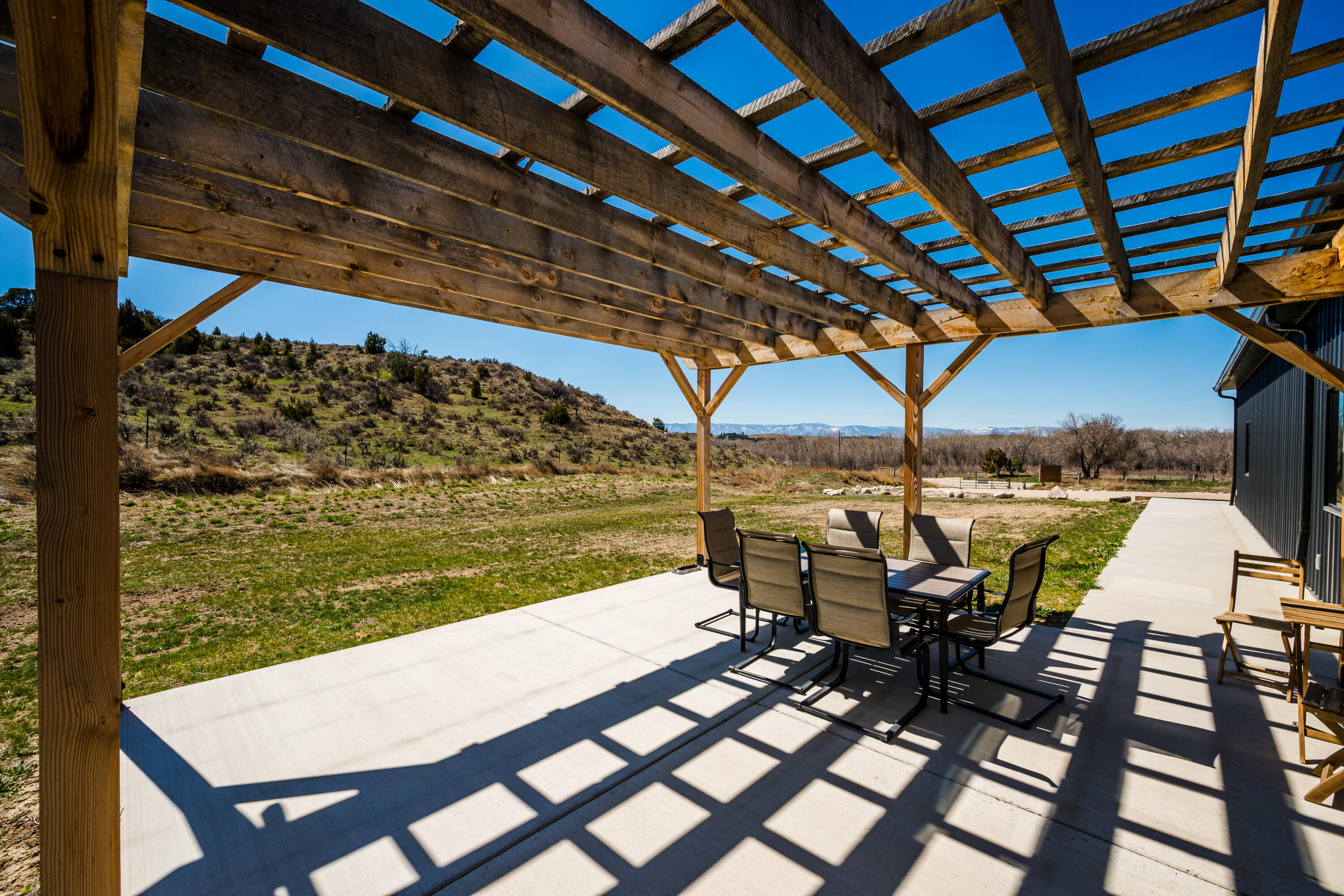 823 Decker Road Sheridan, WY 82801 - Photo 13 of 70 823 decker 11