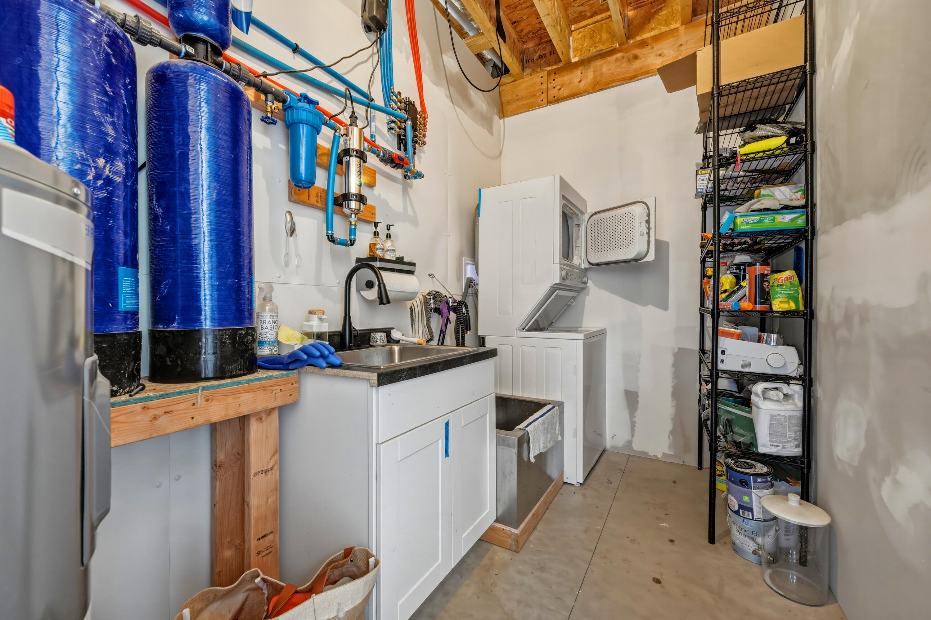 823 Decker Road Sheridan, WY 82801 - Photo 31 of 70 823 decker 30