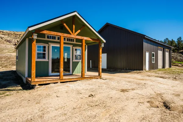 $1,690,000 | 823 Decker Road, Sheridan, WY 82801