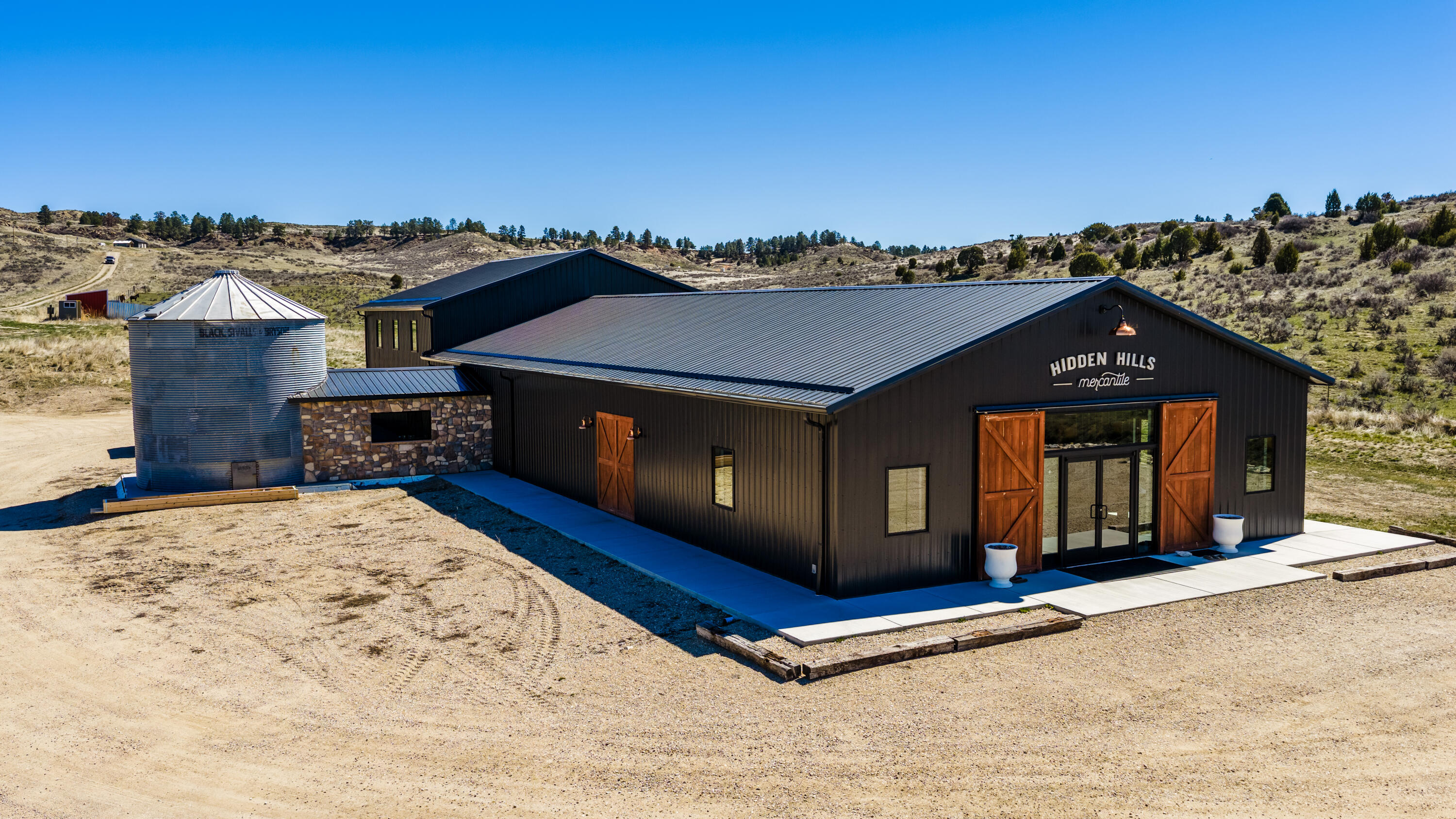 823 Decker Road Sheridan, WY 82801 - Photo 7 of 70 823 decker 05