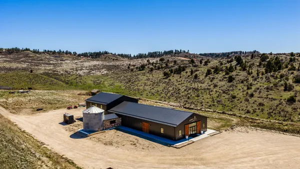 $1,690,000 | 823 Decker Road, Sheridan, WY 82801