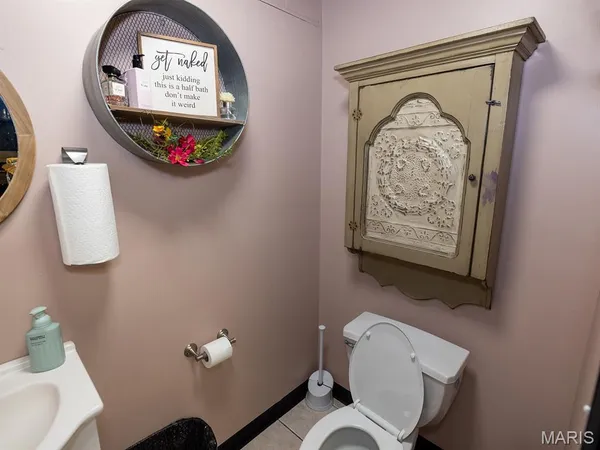 $595,000 | 201 West Church Street, Bowling Green, MO 63334