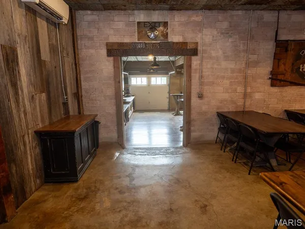 $595,000 | 201 West Church Street, Bowling Green, MO 63334