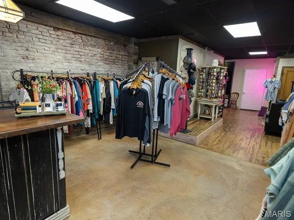 $595,000 | 201 West Church Street, Bowling Green, MO 63334