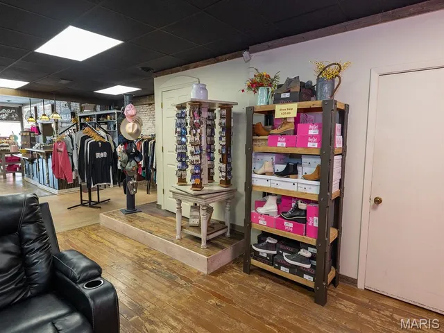 $625,500 | 201 West Church Street, Bowling Green, MO 63334