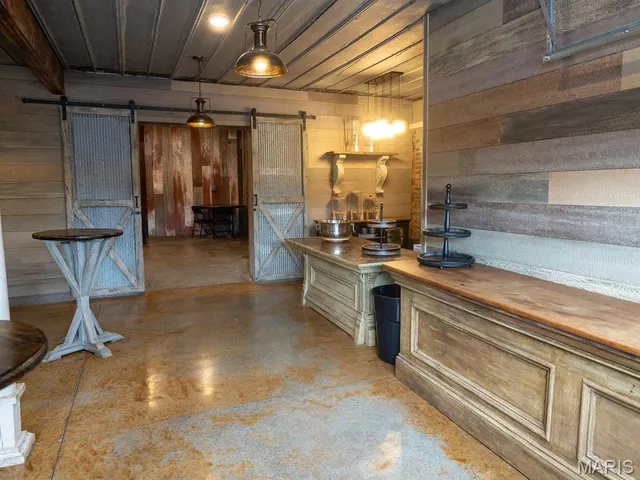 $625,500 | 201 West Church Street, Bowling Green, MO 63334