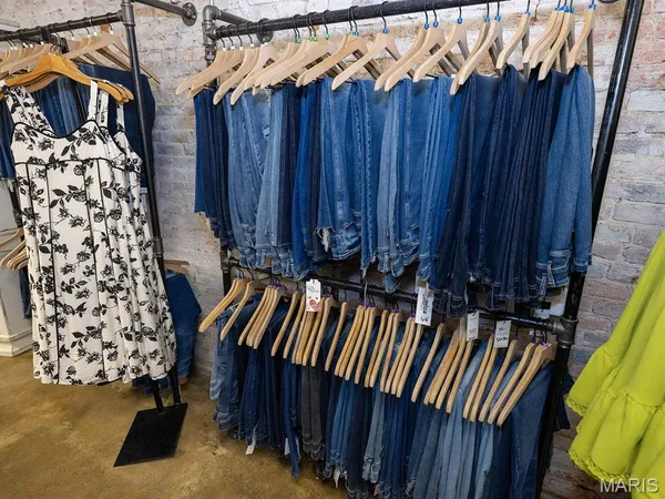 $595,000 | 201 West Church Street, Bowling Green, MO 63334