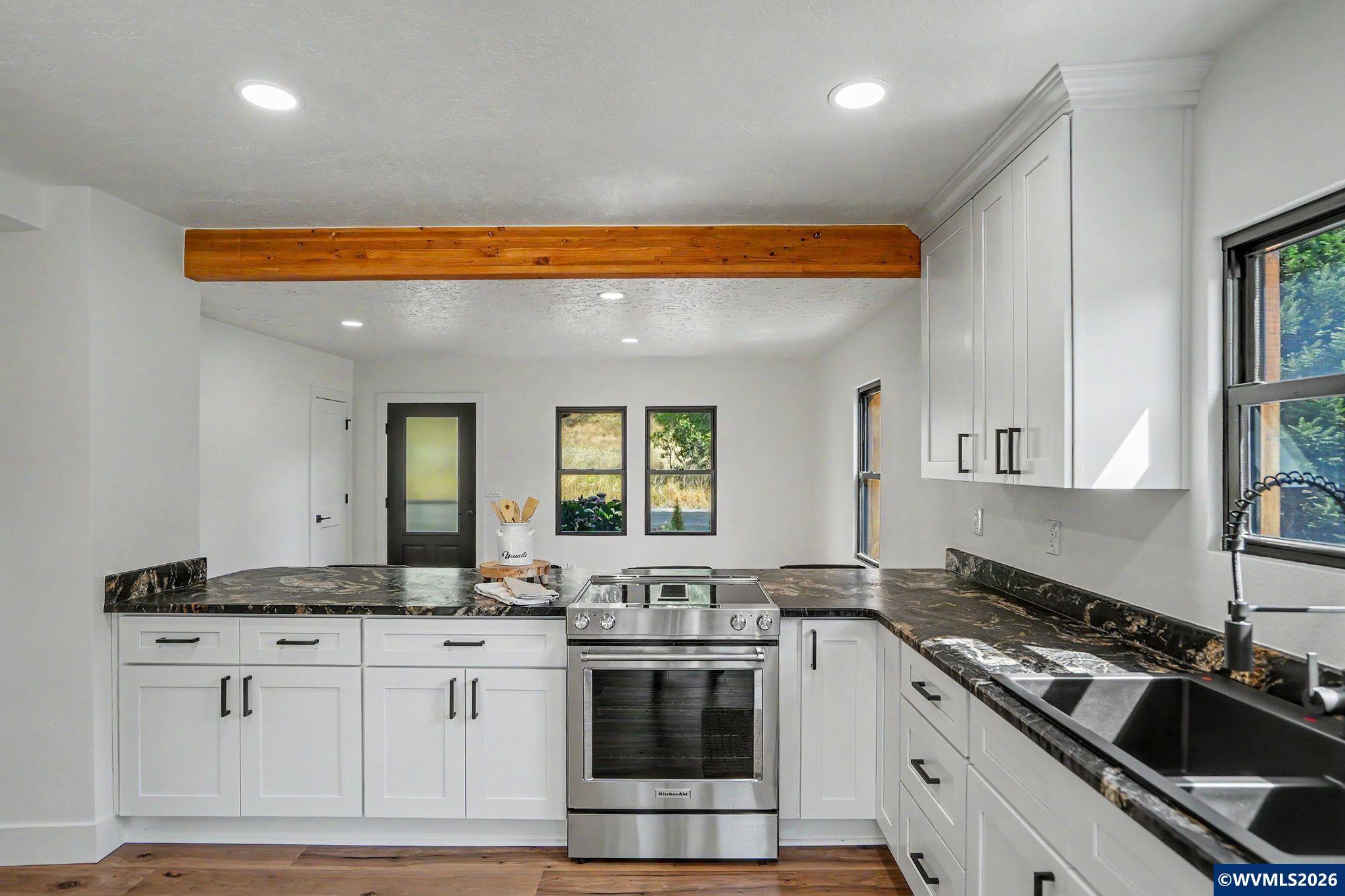 20970 Gooseneck Road Sheridan, OR 97378 - Photo 14 of 50 Gallery Image 14