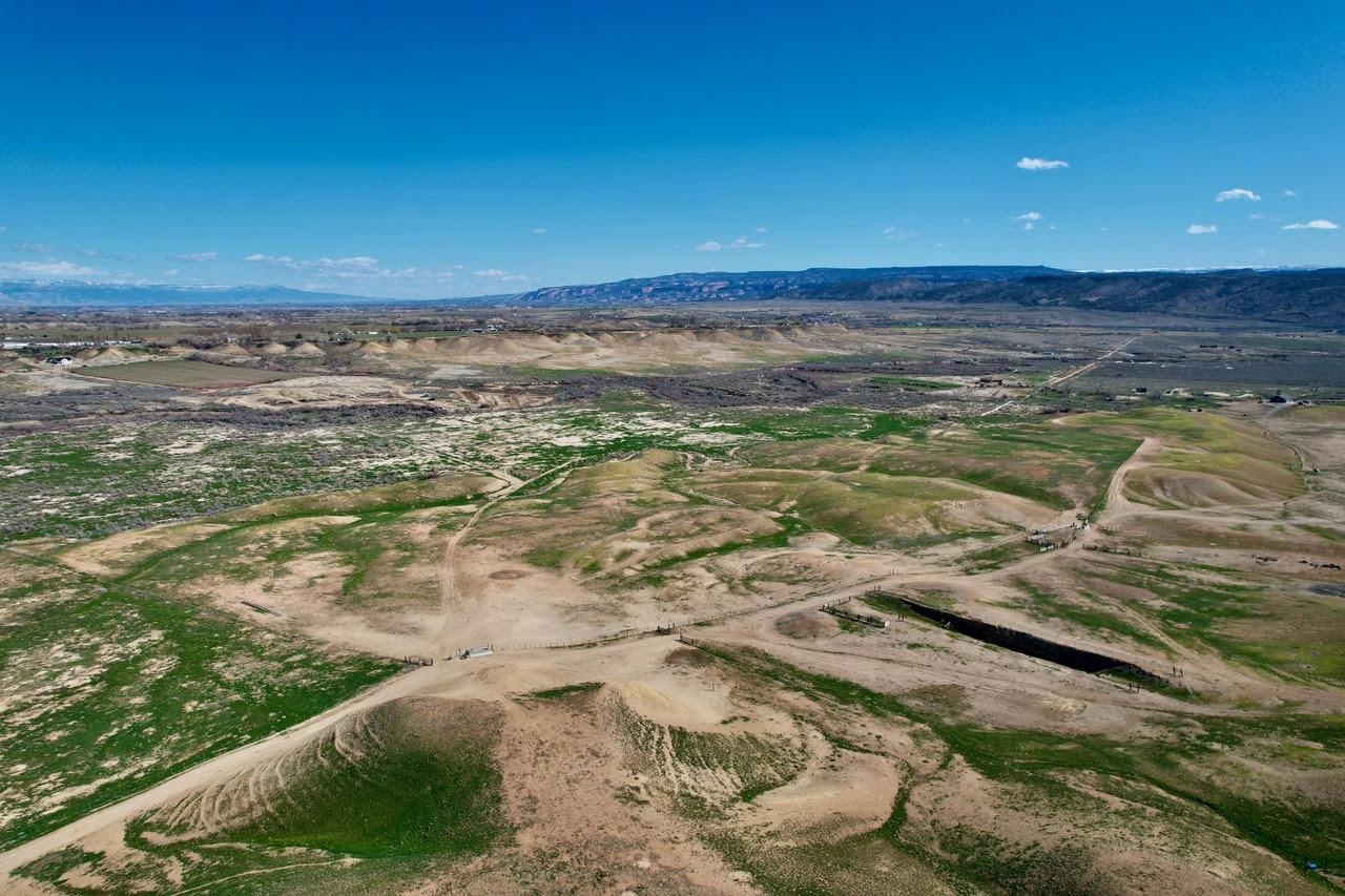 1777 9 Road Mack, CO 81525 - Photo 29 of 34 a view of an ocean & beach