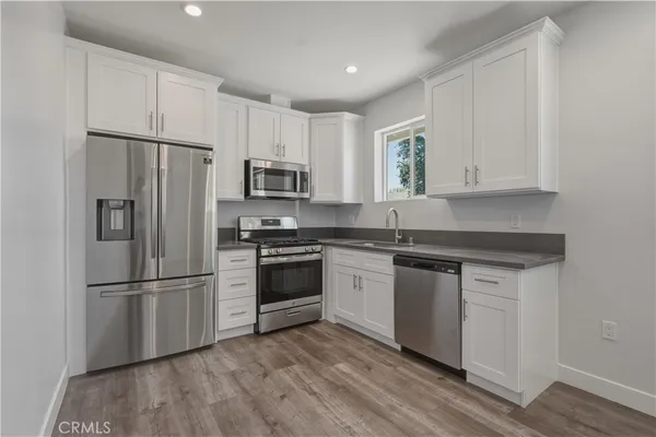$1,950 | 19835 Blythe Street, Winnetka, CA 91306