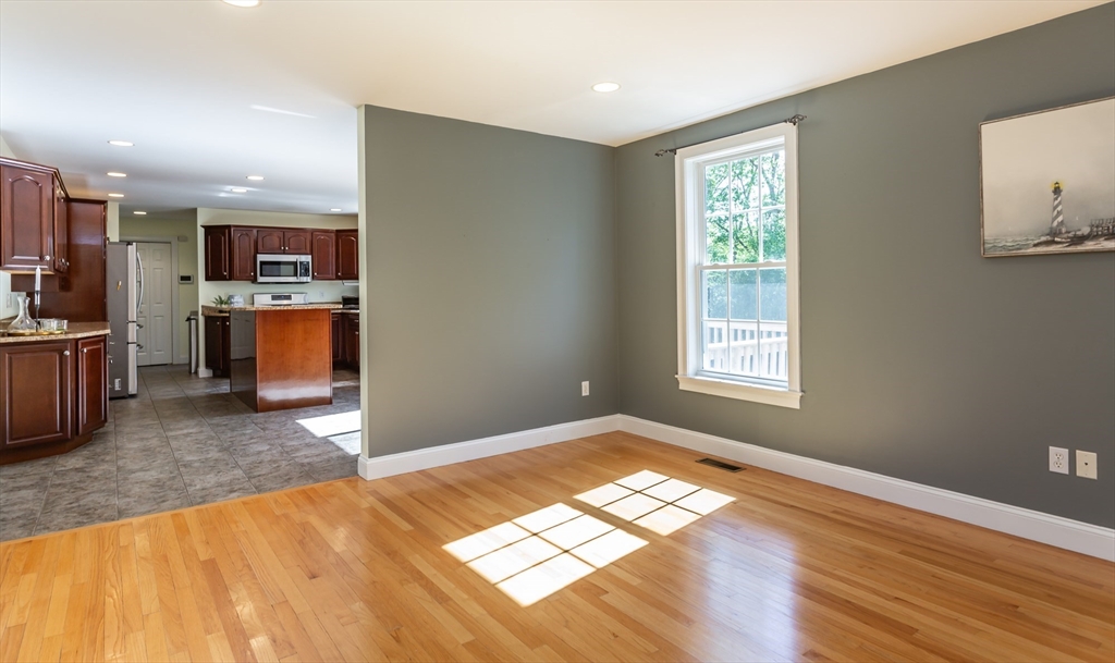 25 Benjamin Tripp Road Westport, MA 02790 - Photo 11 of 41 Gallery Image 11