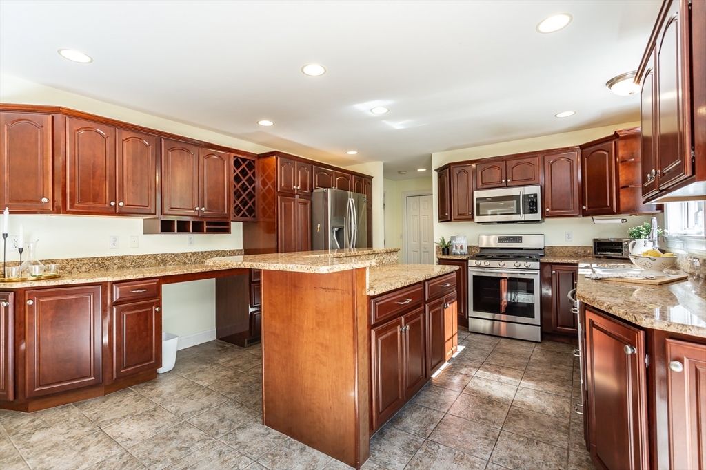 25 Benjamin Tripp Road Westport, MA 02790 - Photo 14 of 41 Gallery Image 14