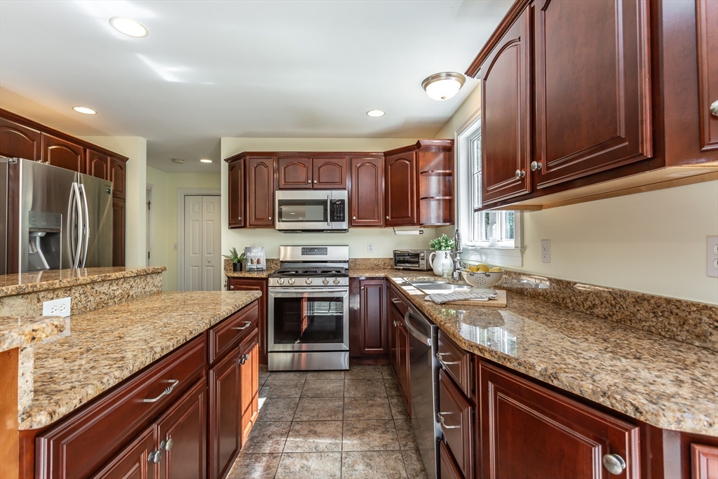 25 Benjamin Tripp Road Westport, MA 02790 - Photo 15 of 41 Gallery Image 15