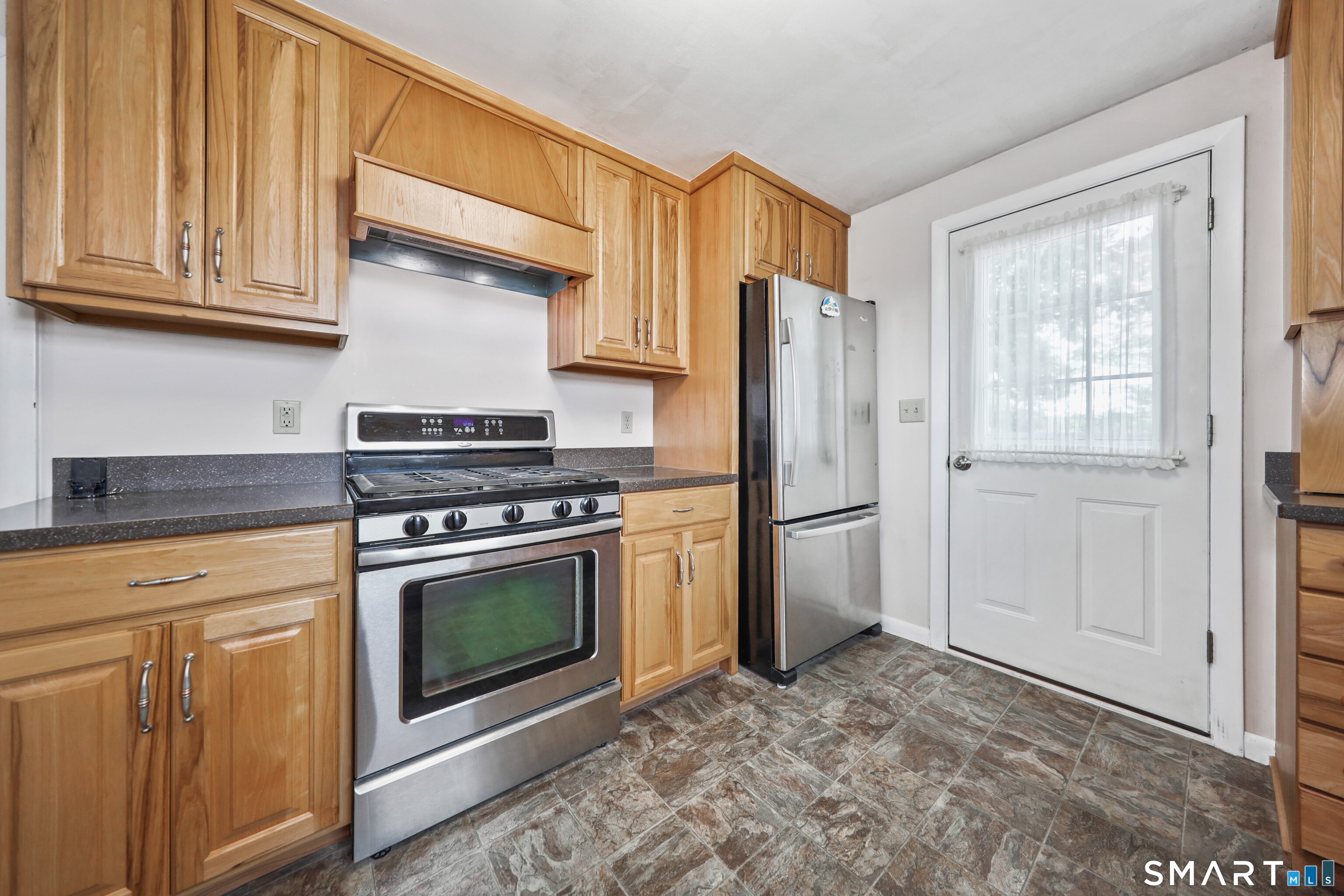 15 Smith Road Thomaston, CT 06787 - Photo 9 of 39 Gallery Image 9