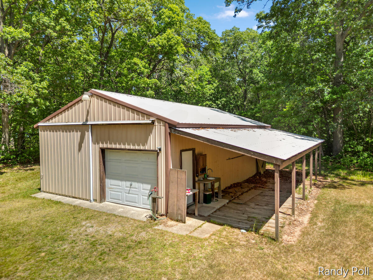 302 South Brooks Road Muskegon, MI 49442 - Photo 26 of 27 Gallery Image 26