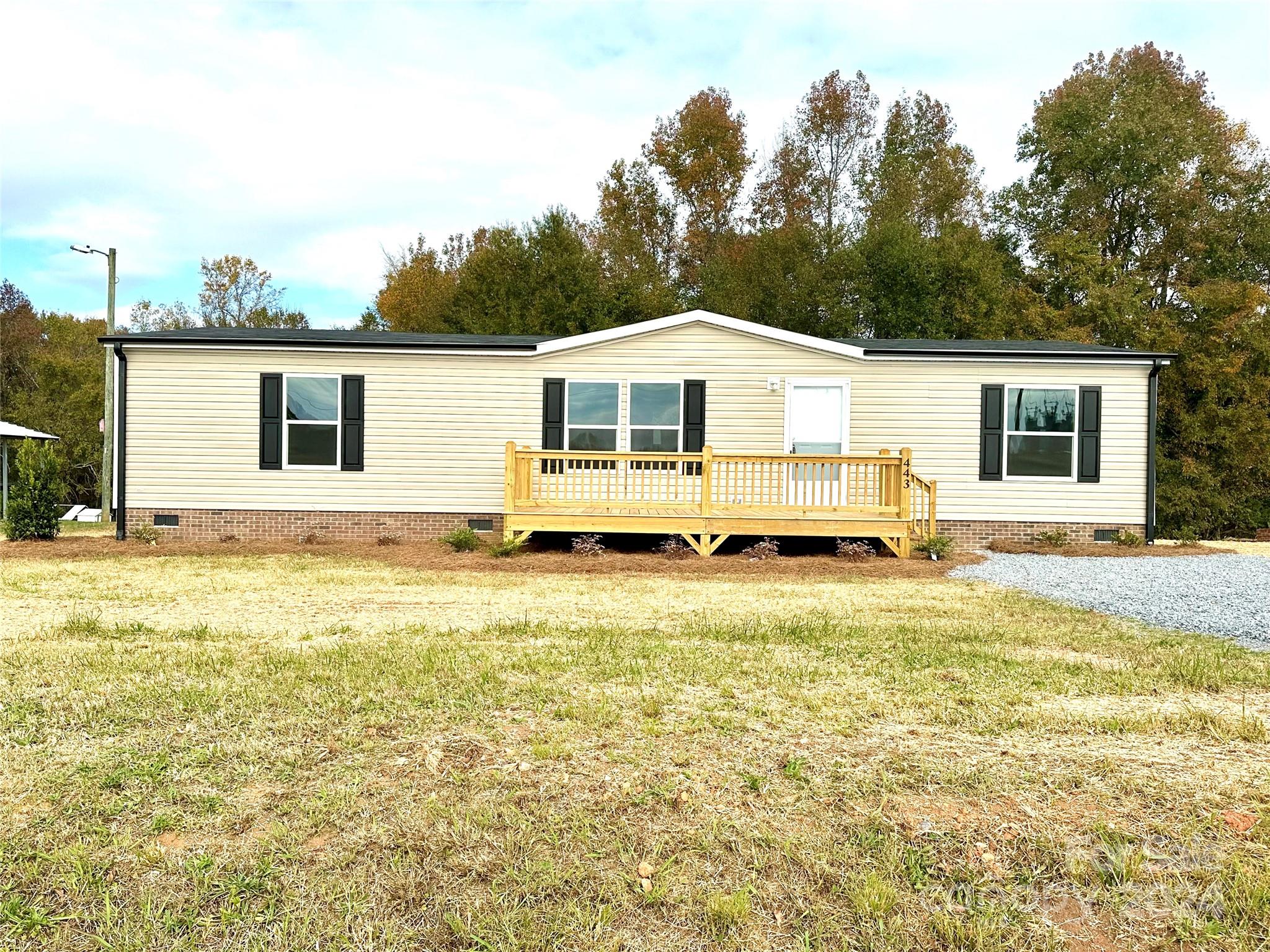 443 Davis Road Shelby, NC 28152 - Photo 1 of 25 Gallery Image 1