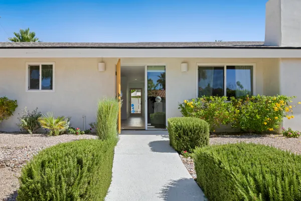 $1,190,000 | 1190 East Buena Vista Drive, Palm Springs, CA 92262