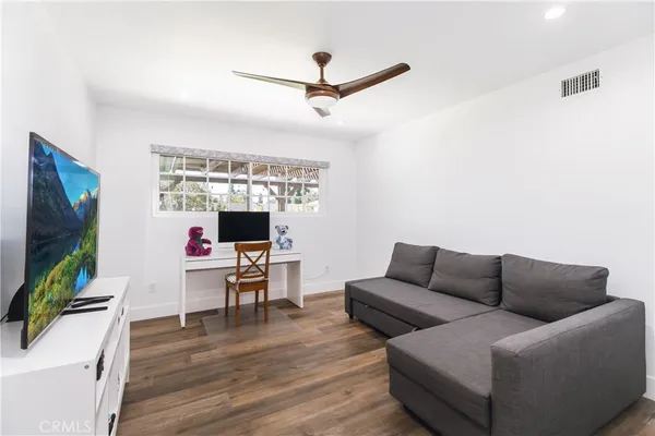 $1,189,000 | 20800 Chatsworth Street, Chatsworth, CA 91311